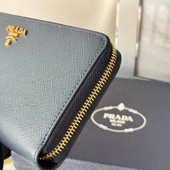 PRADA 1ML506 クラシックジッピー長財布 サフィアーノ十字紋 サイズ:19x12cm