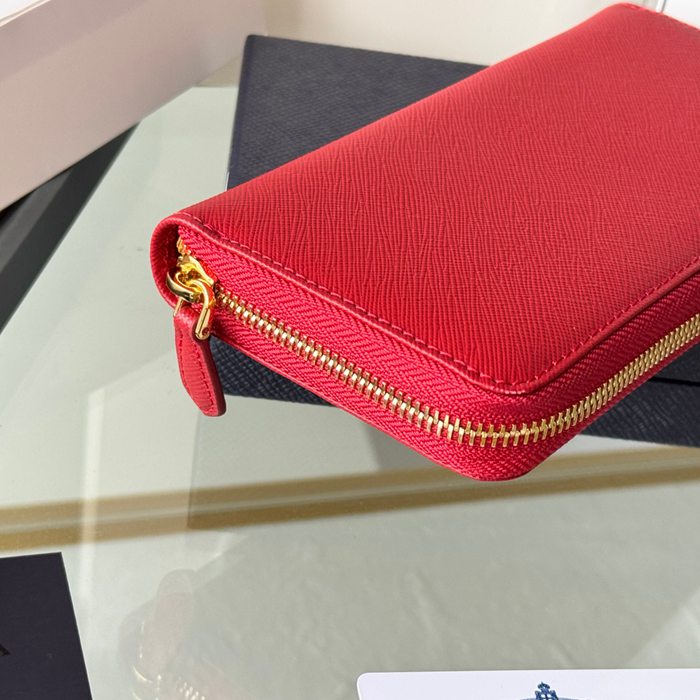PRADA 1ML506 クラシックジッピー長財布 サフィアーノ十字紋 サイズ:19x12cm