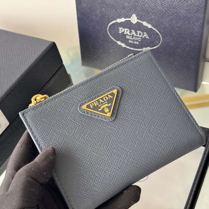 PRADA 1ML050 短財布 サフィアーノ十字紋 牛皮 サイズ:10x9cm
