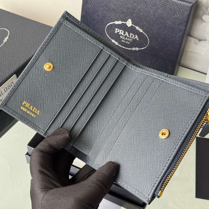PRADA 1ML050 短財布 サフィアーノ十字紋 牛皮 サイズ:10x9cm