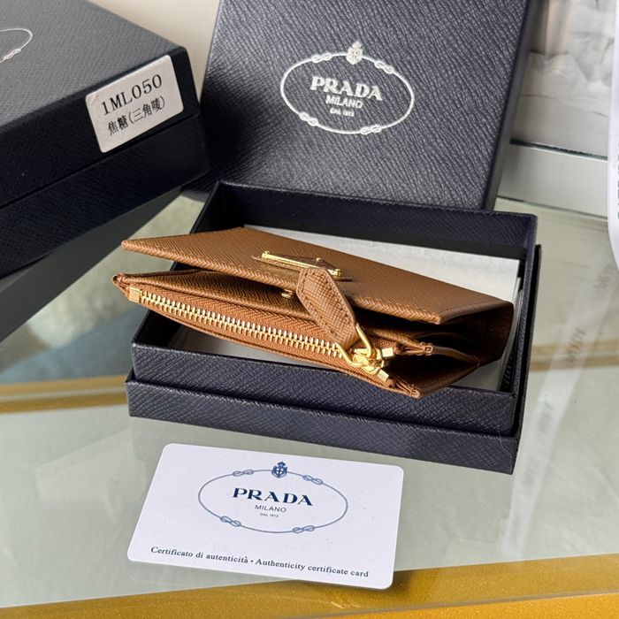 PRADA 1ML050 短財布 サフィアーノ十字紋 牛皮 サイズ:10x9cm