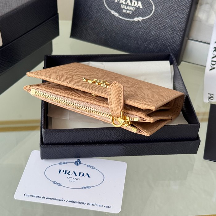 PRADA 1ML050 短財布 サフィアーノ十字紋 牛皮 サイズ:10x9cm
