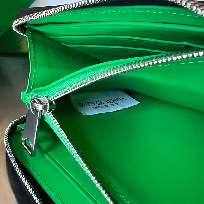 BOTTEGA VENETA BV 593217 メンズ編み財布 クラシック編み牛皮 19x10cm サイズ:19x10cm