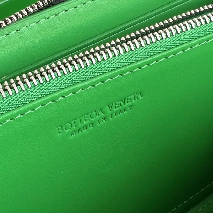 BOTTEGA VENETA BV 649607 メンズ大編み財布 クラシック編み牛皮 19x11.4cm サイズ:19x11.4cm