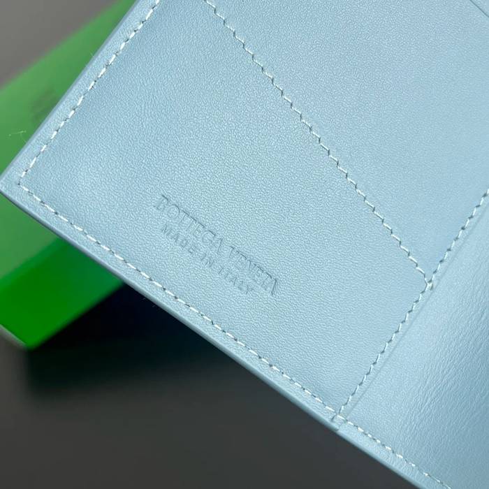BOTTEGA VENETA BV 777046 カセット パスポートケース 編み羊皮 13.6x10.5cm サイズ:13.6x10.5cm