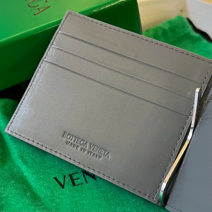 BOTTEGA VENETA BV 592626 新作マネークリップ 編み牛皮 11.5x9x0.5cm サイズ:11.5x9x0.5cm