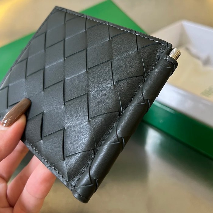 BOTTEGA VENETA BV 592626 新作マネークリップ 編み牛皮 11.5x9x0.5cm サイズ:11.5x9x0.5cm