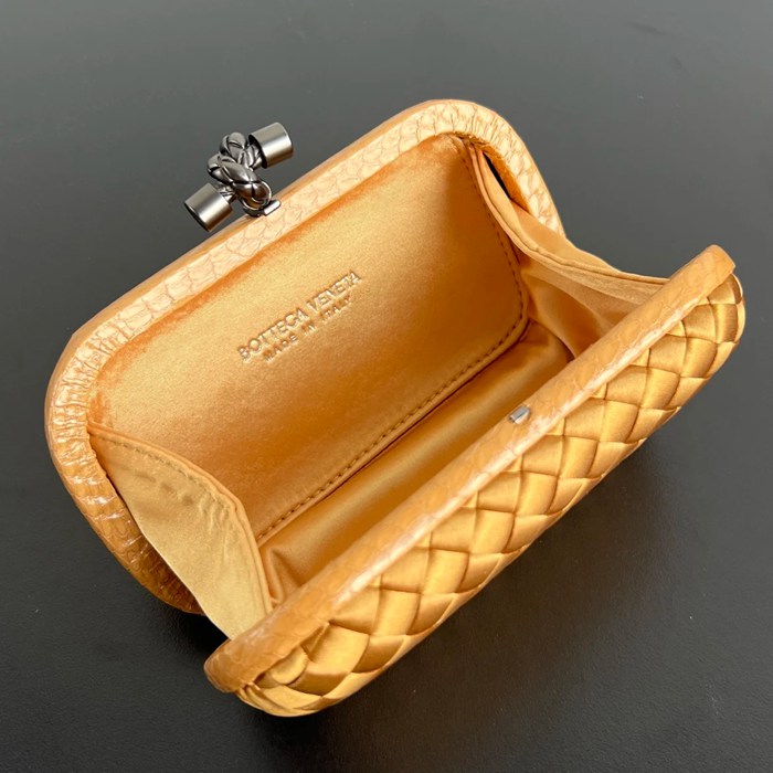 BOTTEGA VENETA BV 8651 ノット イブニングバッグ シルク編み蛇皮トリム 16x10cm サイズ:16x10cm