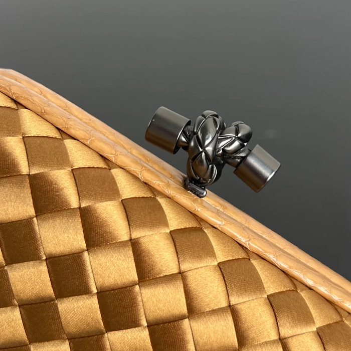 BOTTEGA VENETA BV 8651 ノット イブニングバッグ シルク編み蛇皮トリム 16x10cm サイズ:16x10cm