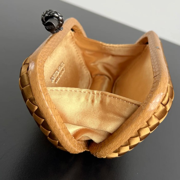 BOTTEGA VENETA BV 8651 ノット イブニングバッグ シルク編み蛇皮トリム 16x10cm サイズ:16x10cm