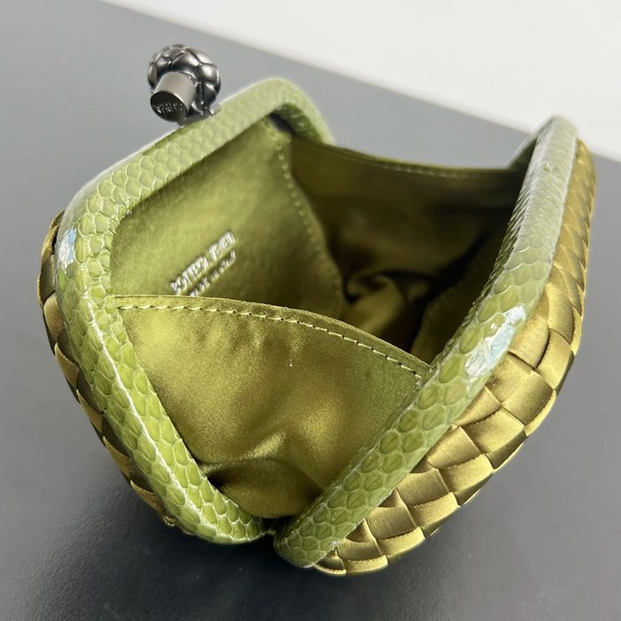 BOTTEGA VENETA BV 8651 ノット イブニングバッグ シルク編み蛇皮トリム 16x10cm サイズ:16x10cm