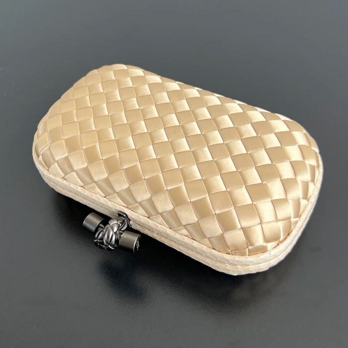 BOTTEGA VENETA BV 8651 ノット イブニングバッグ シルク編み蛇皮トリム 16x10cm サイズ:16x10cm