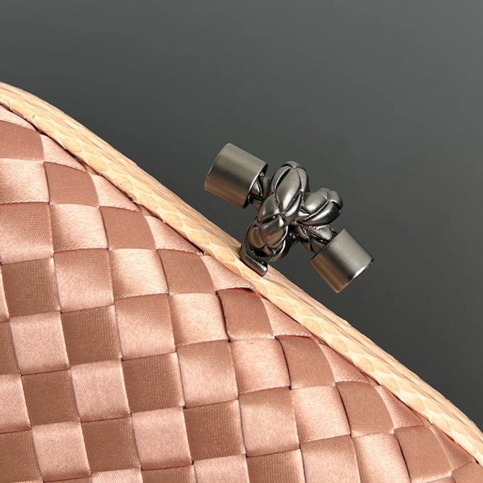 BOTTEGA VENETA BV 8651 ノット イブニングバッグ シルク編み蛇皮トリム 16x10cm サイズ:16x10cm
