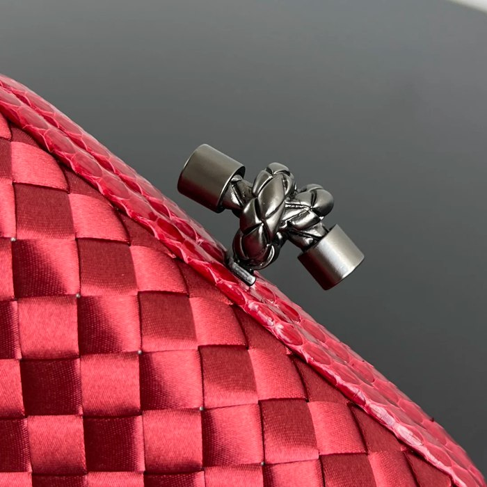 BOTTEGA VENETA BV 8651 ノット イブニングバッグ シルク編み蛇皮トリム 16x10cm サイズ:16x10cm