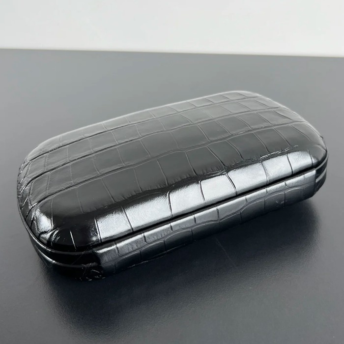 BOTTEGA VENETA BV 737025 ノット イブニングバッグ ワニ革 19x11.5cm サイズ:19x11.5cm