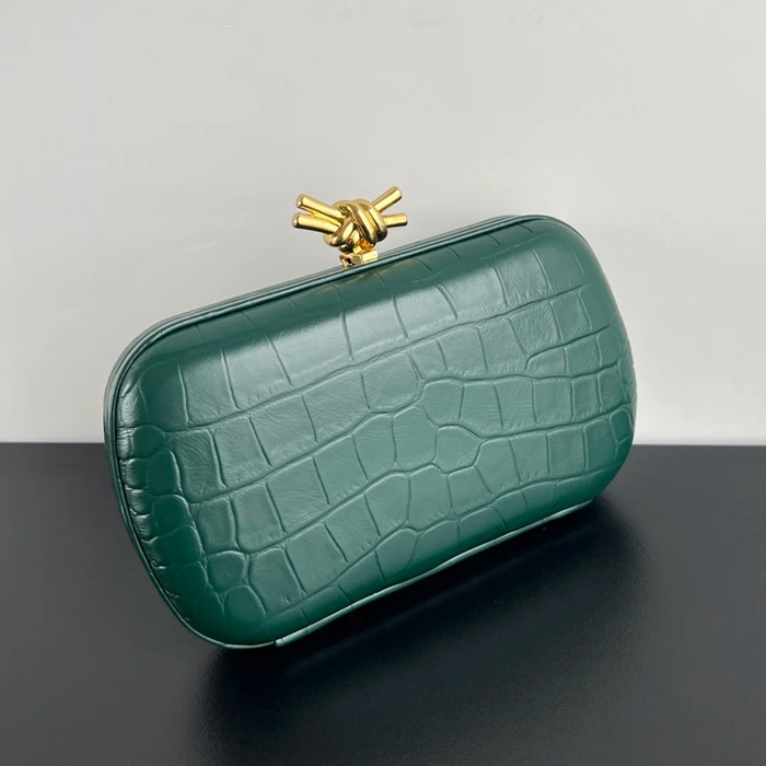 BOTTEGA VENETA BV 737025 ノット イブニングバッグ ワニ革 19x11.5cm サイズ:19x11.5cm