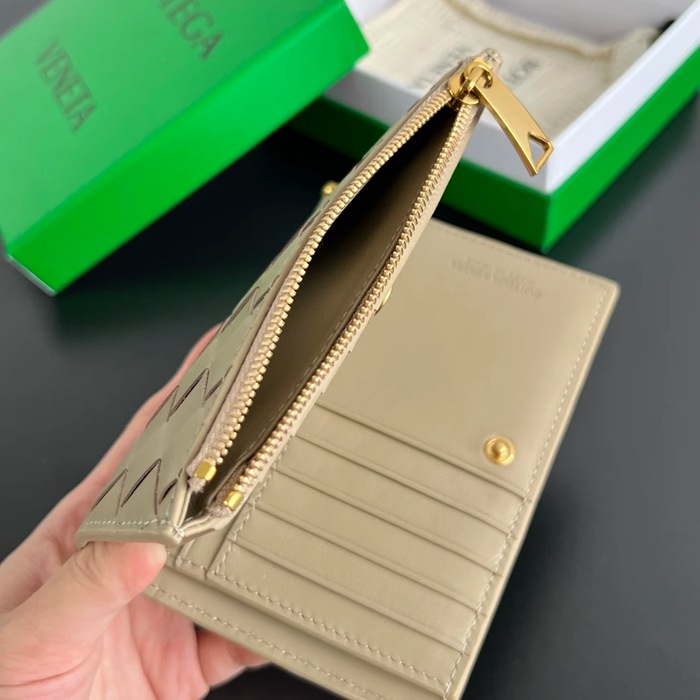 BOTTEGA VENETA BV 806078 ソリスティス 二つ折り財布 14.5x11cm サイズ:14.5x11cm