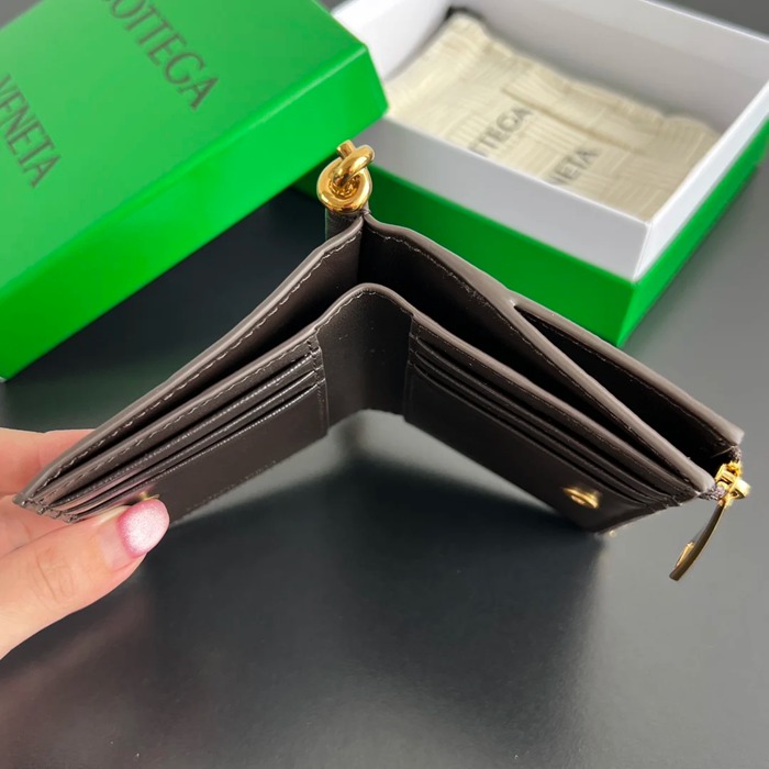 BOTTEGA VENETA BV 788055 ソリスティス 二つ折り財布 11.5x10cm サイズ:11.5x10cm