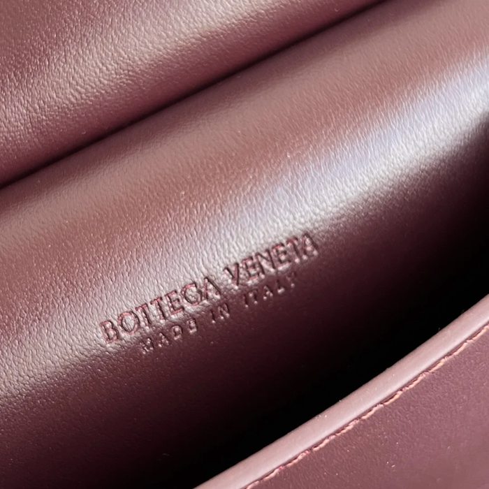 BOTTEGA VENETA BV 810596 ソリスティス カードケース 11x7.8x2.5cm サイズ:11x7.8x2.5cm
