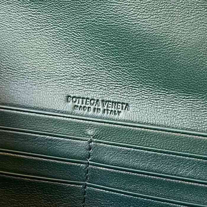 BOTTEGA VENETA BV 741511 クラッチバッグ 編み羊革 31x13cm サイズ:31x13cm