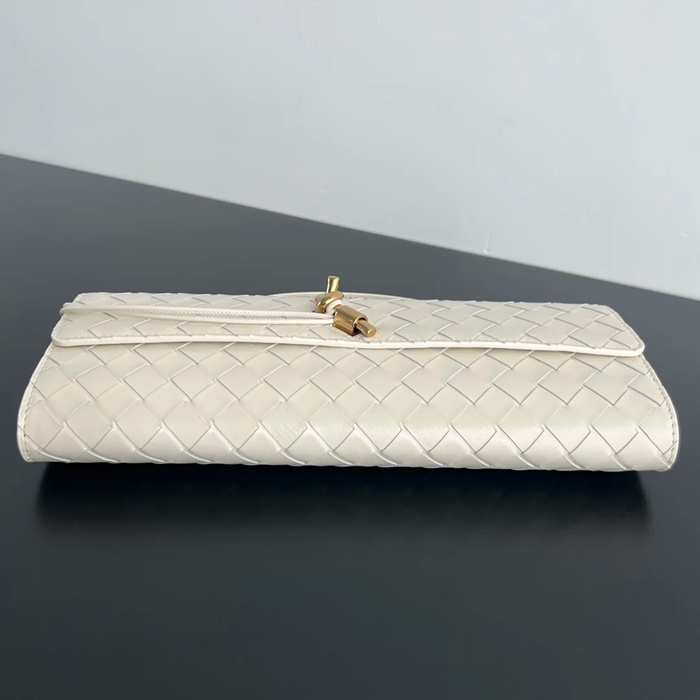 BOTTEGA VENETA BV 741511 クラッチバッグ 編み羊革 31x13cm サイズ:31x13cm