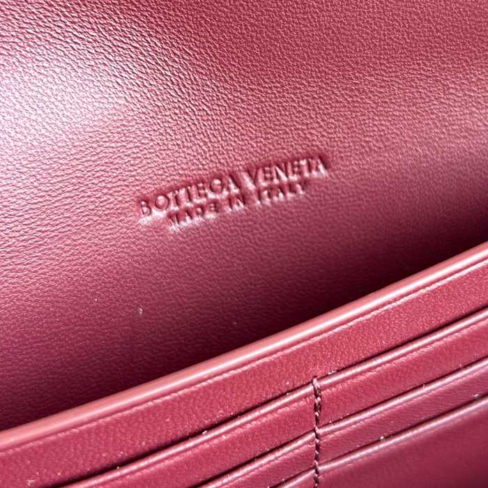 BOTTEGA VENETA BV 741511 クラッチバッグ 編み羊革 31x13cm サイズ:31x13cm