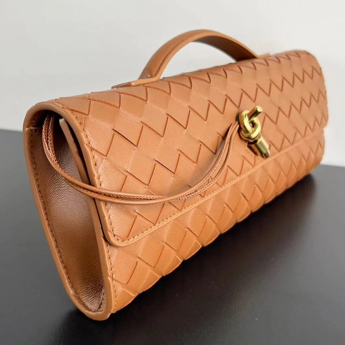 BOTTEGA VENETA BV 741511 クラッチバッグ 編み羊革 31x13cm サイズ:31x13cm