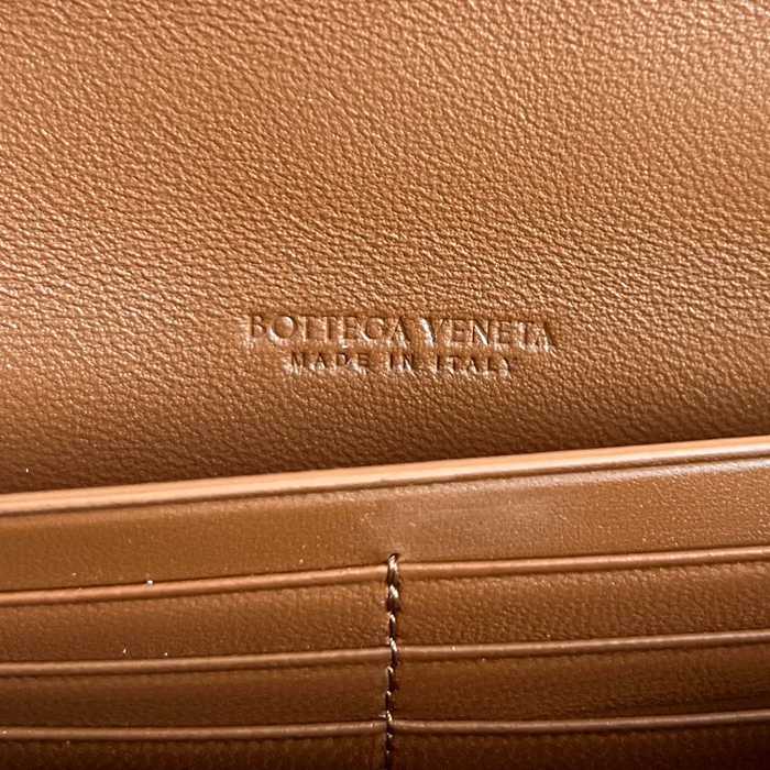 BOTTEGA VENETA BV 741511 クラッチバッグ 編み羊革 31x13cm サイズ:31x13cm