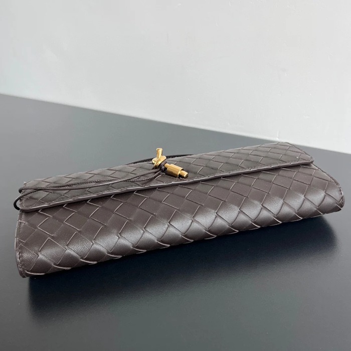 BOTTEGA VENETA BV 741511 クラッチバッグ 編み羊革 31x13cm サイズ:31x13cm
