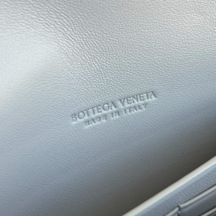 BOTTEGA VENETA BV 741511 クラッチバッグ 編み羊革 31x13cm サイズ:31x13cm