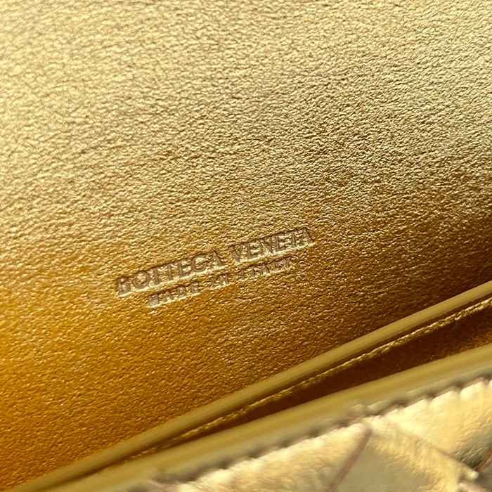 BOTTEGA VENETA BV 741511 クラッチバッグ 編み羊革 31x13cm サイズ:31x13cm