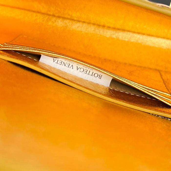 BOTTEGA VENETA BV 741511 クラッチバッグ 編み羊革 31x13cm サイズ:31x13cm