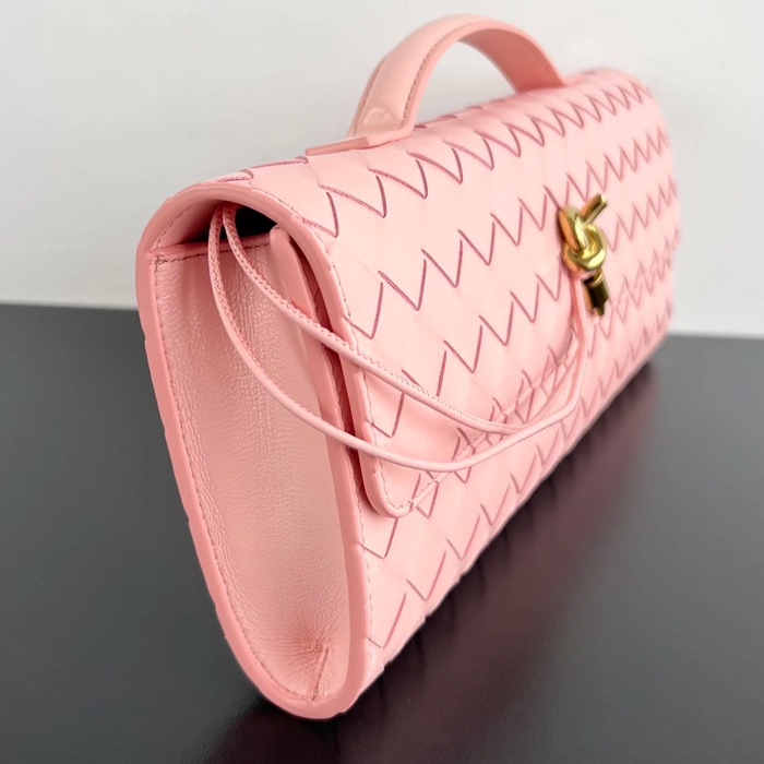 BOTTEGA VENETA BV 741511 クラッチバッグ 編み羊革 31x13cm サイズ:31x13cm
