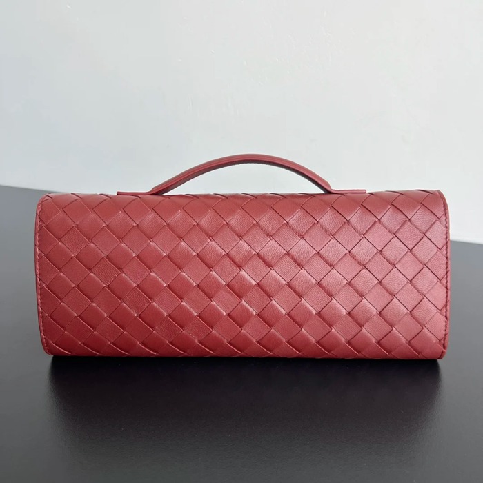 BOTTEGA VENETA BV 741511 クラッチバッグ 編み羊革 31x13cm サイズ:31x13cm
