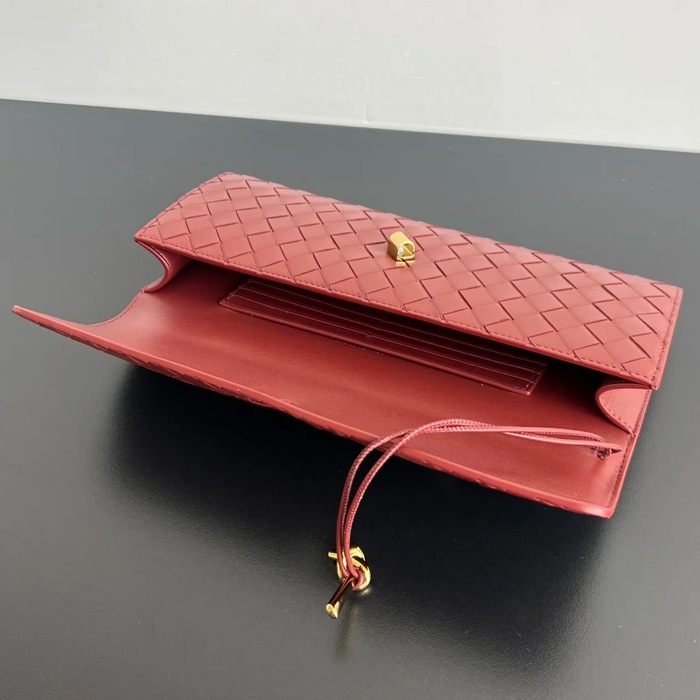 BOTTEGA VENETA BV 741511 クラッチバッグ 編み羊革 31x13cm サイズ:31x13cm