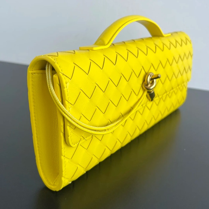 BOTTEGA VENETA BV 741511 クラッチバッグ 編み羊革 31x13cm サイズ:31x13cm
