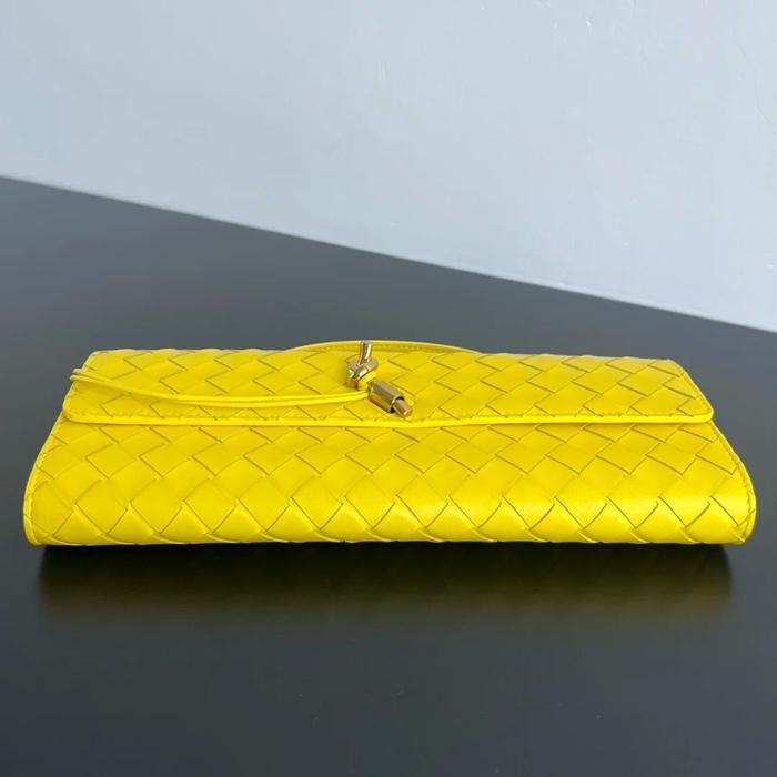 BOTTEGA VENETA BV 741511 クラッチバッグ 編み羊革 31x13cm サイズ:31x13cm