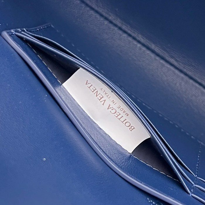 BOTTEGA VENETA BV 741511 クラッチバッグ 編み起毛革 31x13cm サイズ:31x13cm