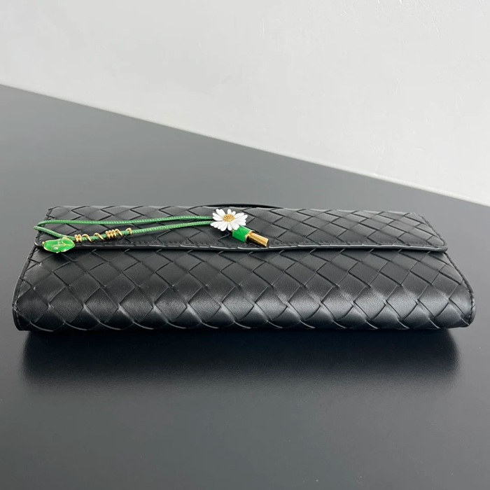 BOTTEGA VENETA BV 836810 アンディアーモ クラッチバッグ ヒナギク 31x13cm サイズ:31x13cm