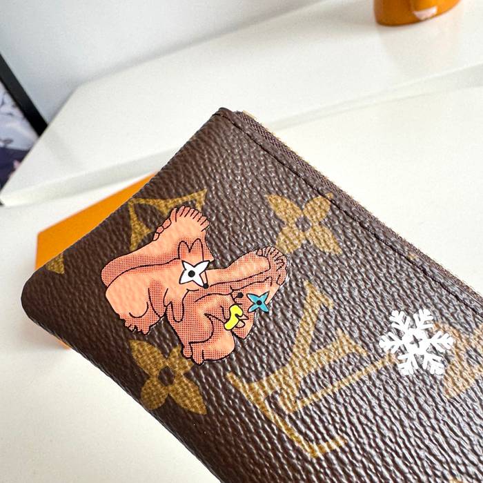 LOUIS VUITTON M15341 キーゼロ財布 ヴィヴィエンヌ サイズ:12x7x1.5cm
