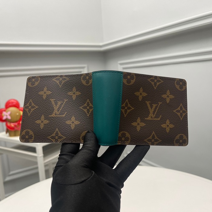 LOUIS VUITTON M12836 マルチプル短財布 モノグラムマッカーサー グリーン サイズ:11.5x9x1.5cm