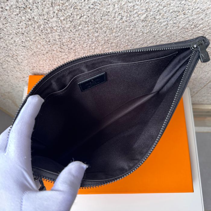 LOUIS VUITTON M81569 ポシェット トゥゴー モノグラムエクリプス サイズ:30x21.5cm