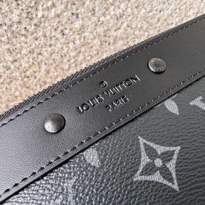 LOUIS VUITTON M81569 ポシェット トゥゴー モノグラムエクリプス サイズ:30x21.5cm