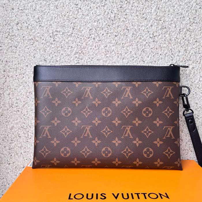 LOUIS VUITTON M82079 ポシェット トゥゴー モノグラムエクリプス サイズ:30x21.5cm