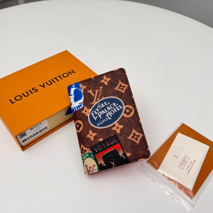LOUIS VUITTON M83519 パスポートケース フライトモード モノグラム サイズ:10x14x2.5cm