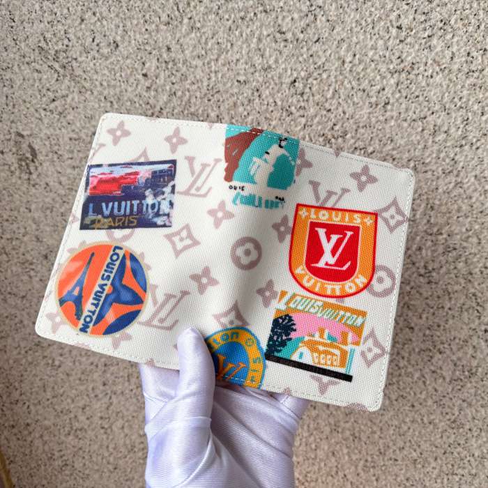 LOUIS VUITTON M14621 パスポートケース フライトモード モノグラムダンヌ サイズ:10x14x2.5cm
