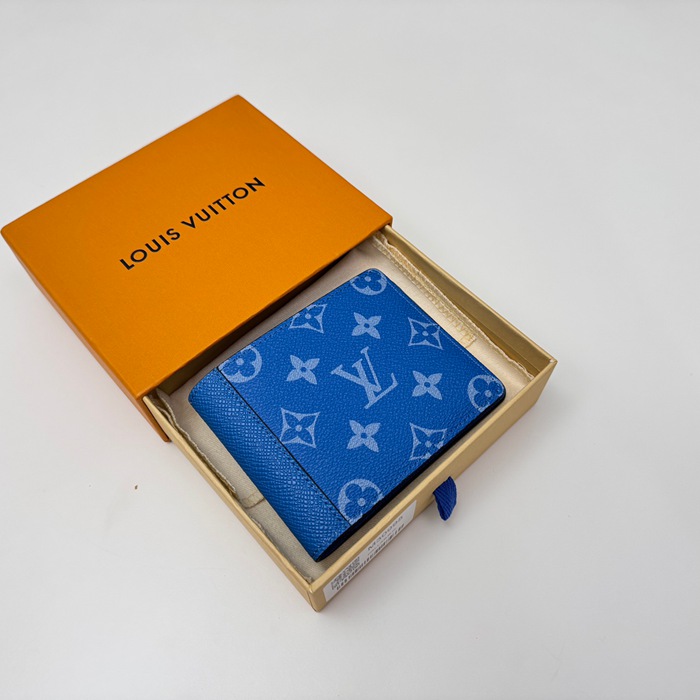 LOUIS VUITTON M30995 マルチプル短財布 タイガラマ サイズ:11.5x9x1.5cm