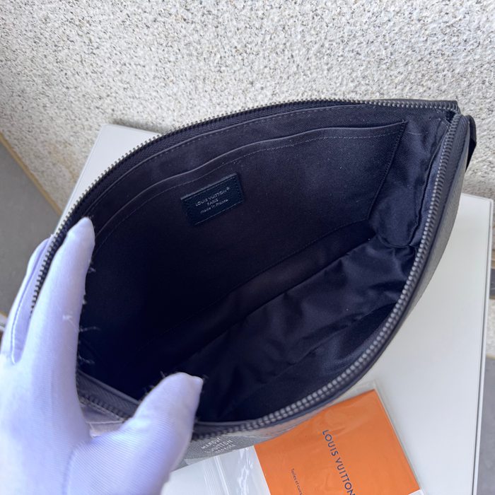 LOUIS VUITTON M14926 ポシェット ボヤージュ スープル ダモフラージュ サイズ:30x21x7.5cm