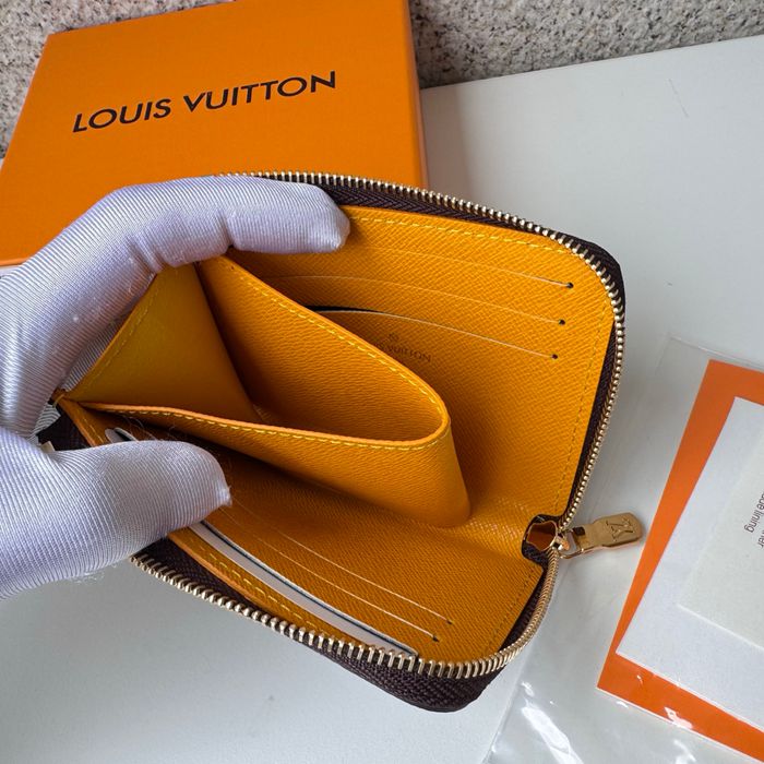 LOUIS VUITTON M83664 ノアコンパクト長財布 モノグラム イエロー サイズ:11x8.5x1.5cm