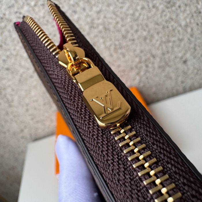 LOUIS VUITTON M83676 ノアコンパクト長財布 モノグラム ピンク サイズ:11x8.5x1.5cm
